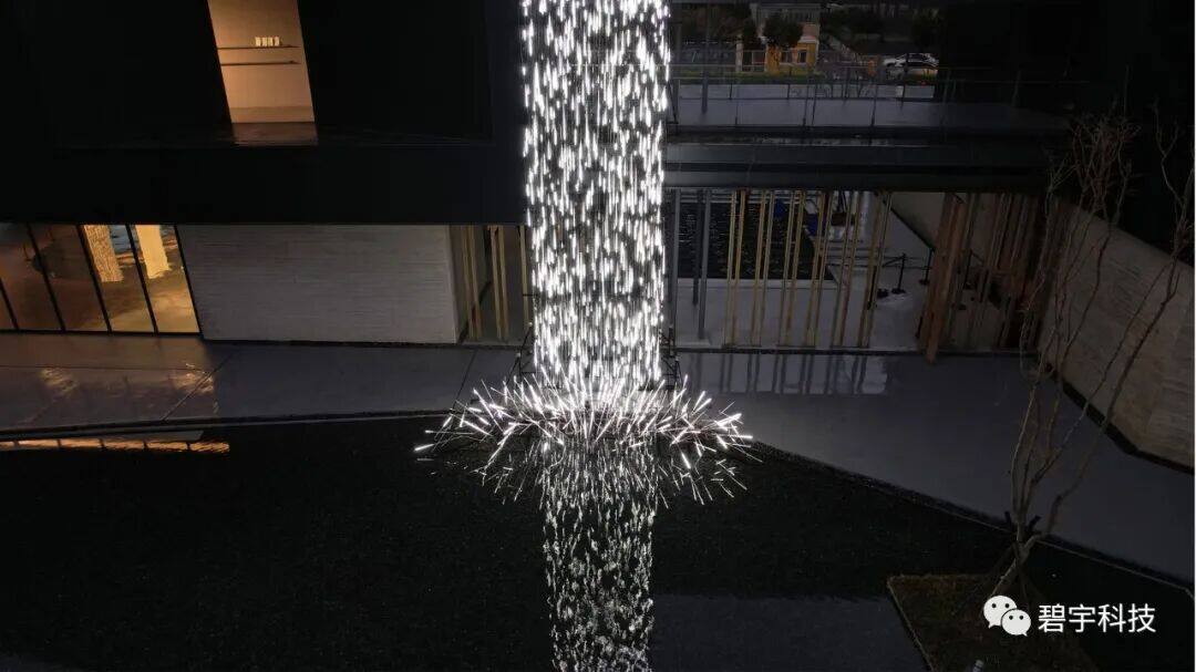 创意丨疑是银河落九天——灯光瀑布 — 配图 4
