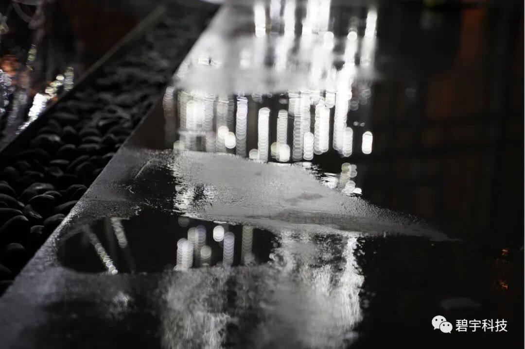 创意丨疑是银河落九天——灯光瀑布 — 配图 8