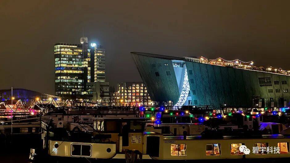 创意丨疑是银河落九天——灯光瀑布 — 配图 11