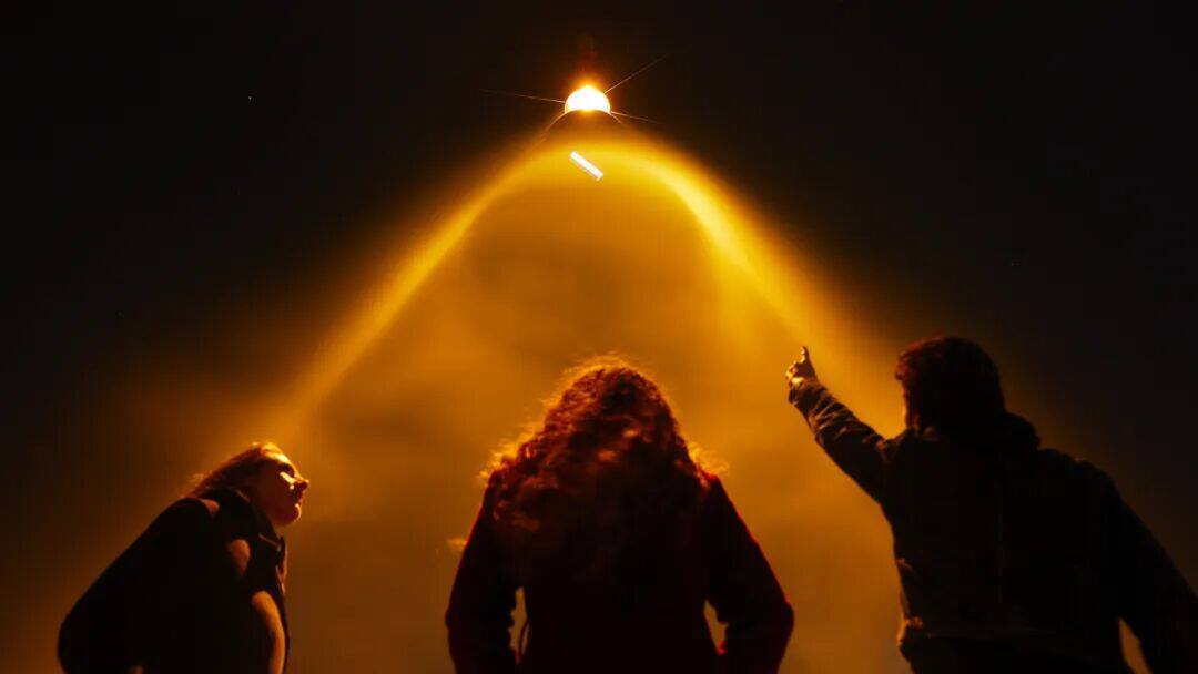 创意丨绝！只用一盏灯打造一个打卡点…… — 配图 4